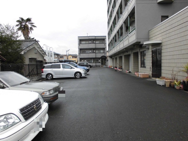 2/10 駐車場