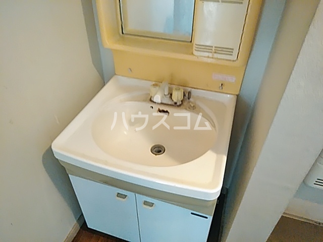16/25 洗面