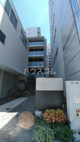 26/30 エントランス