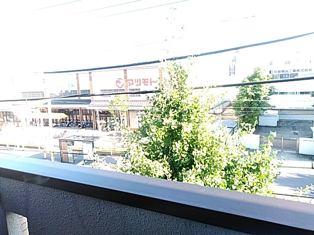 13/25 バルコニー