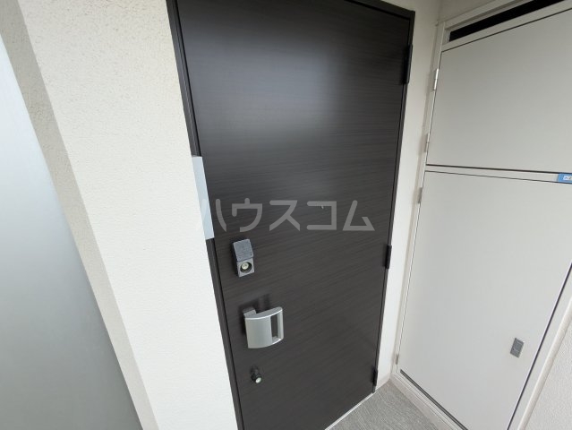 2/4 エントランス