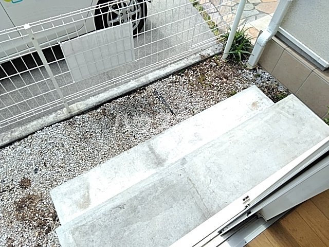 21/30 バルコニー