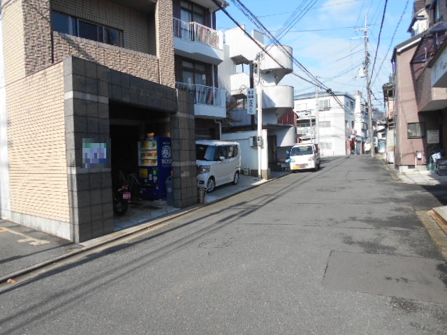 2/30 外観