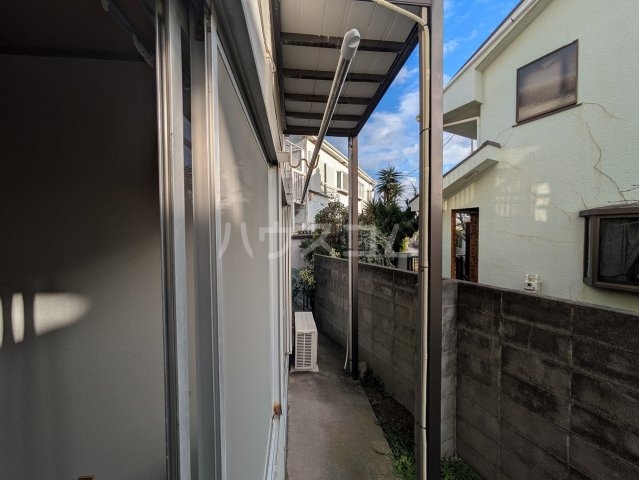 19/26 バルコニー