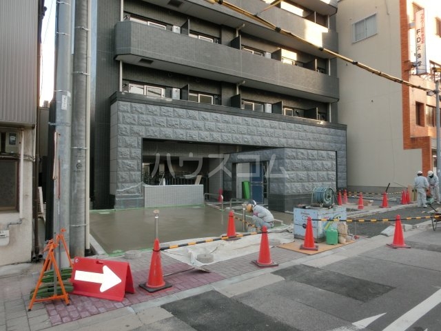 16/21 エントランス