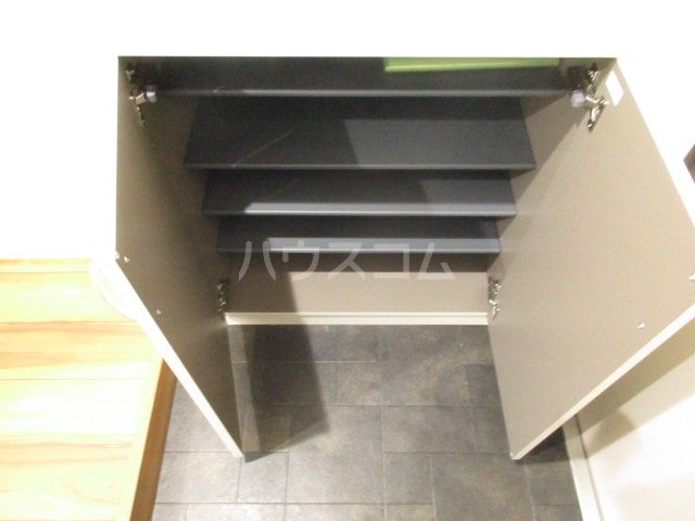 20/28 エントランス