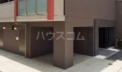 15/16 エントランス