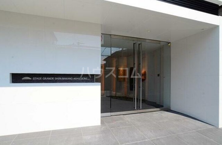 15/21 エントランス