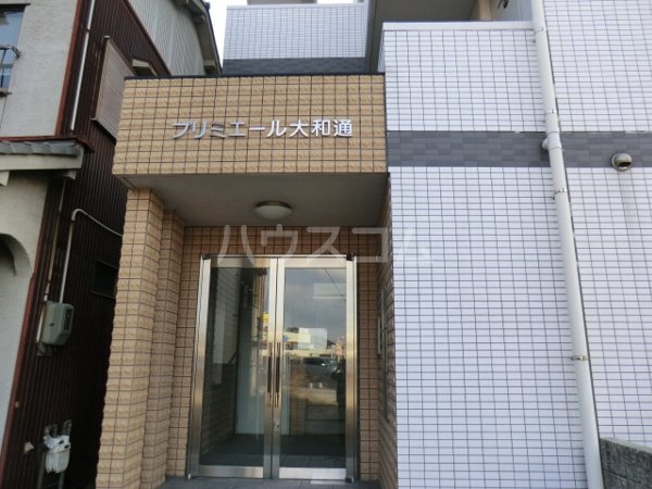 22/30 エントランス