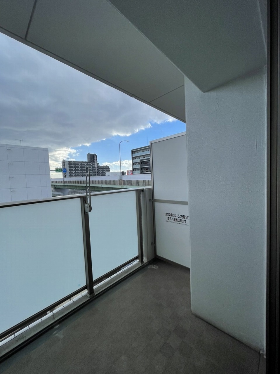 19/30 バルコニー