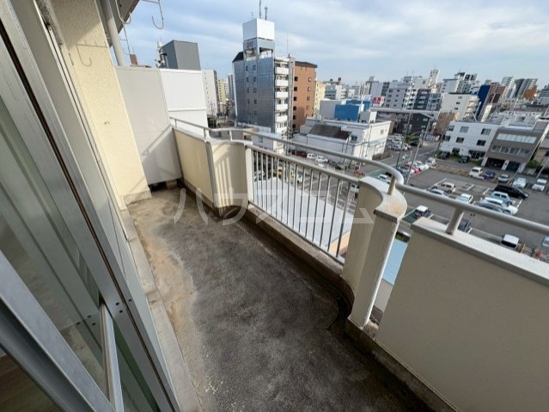 21/30 バルコニー
