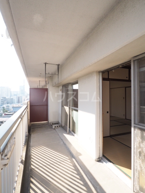 17/28 バルコニー