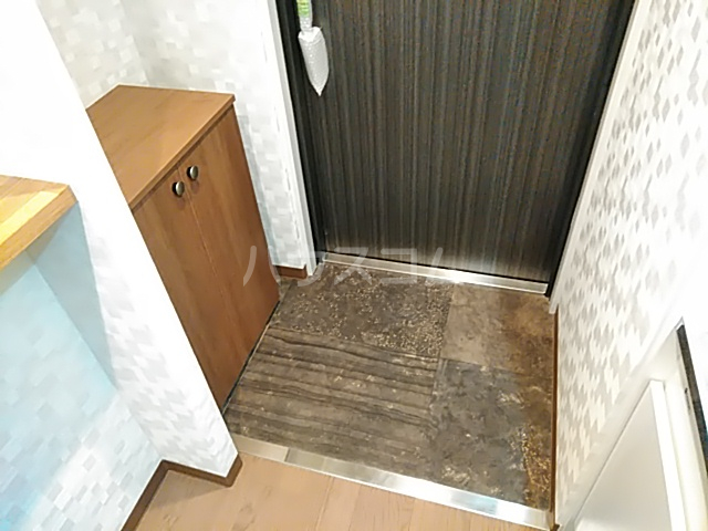 13/30 玄関