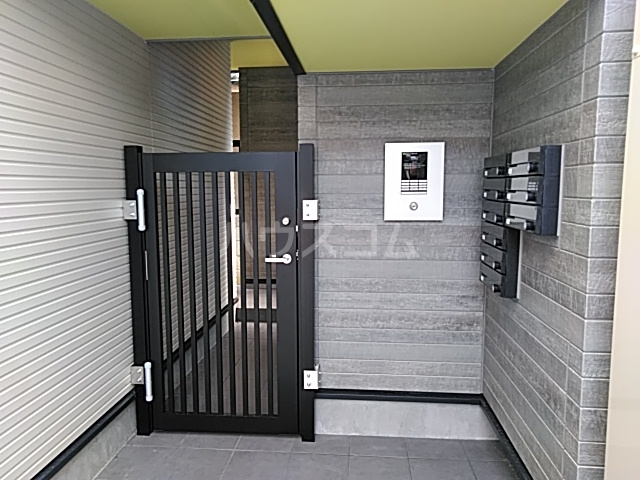 2/13 エントランス