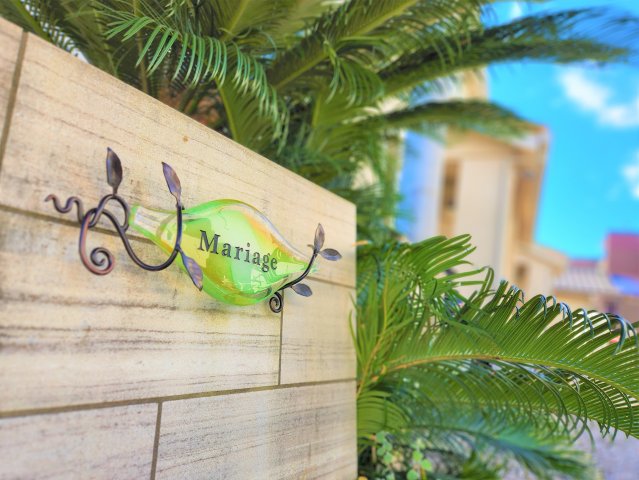 24/30 エントランス