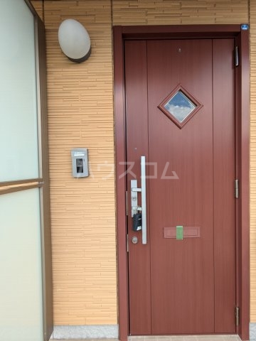 2/4 エントランス