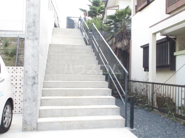 14/20 エントランス