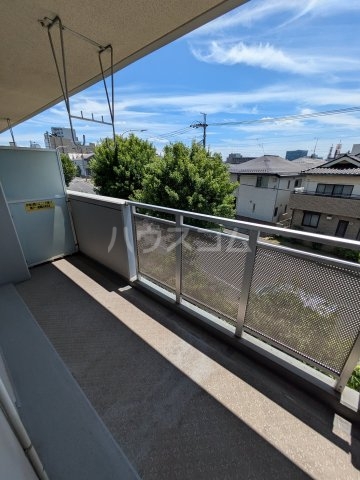 17/27 バルコニー