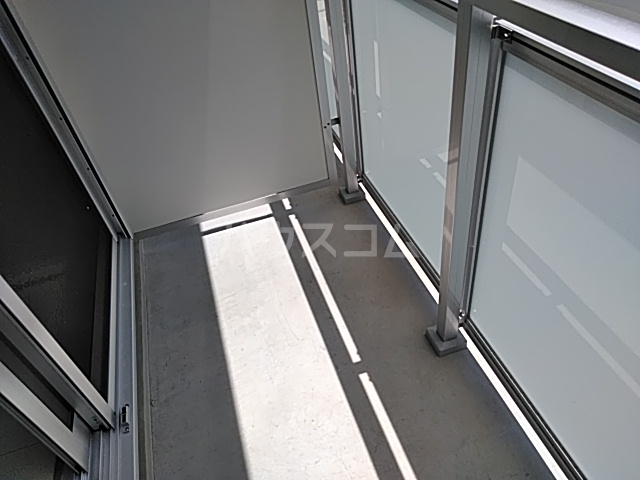 16/27 バルコニー