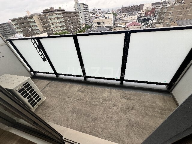 21/30 バルコニー