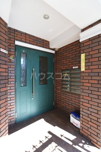 29/30 エントランス