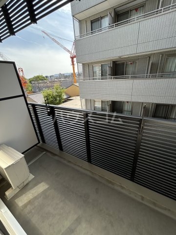 13/27 バルコニー