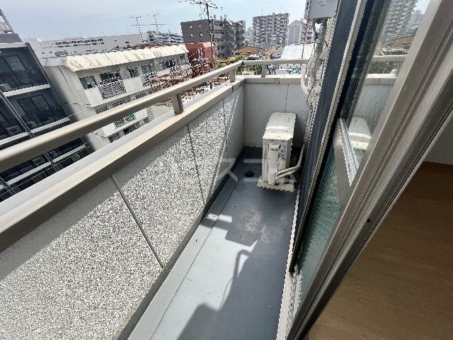 20/30 バルコニー