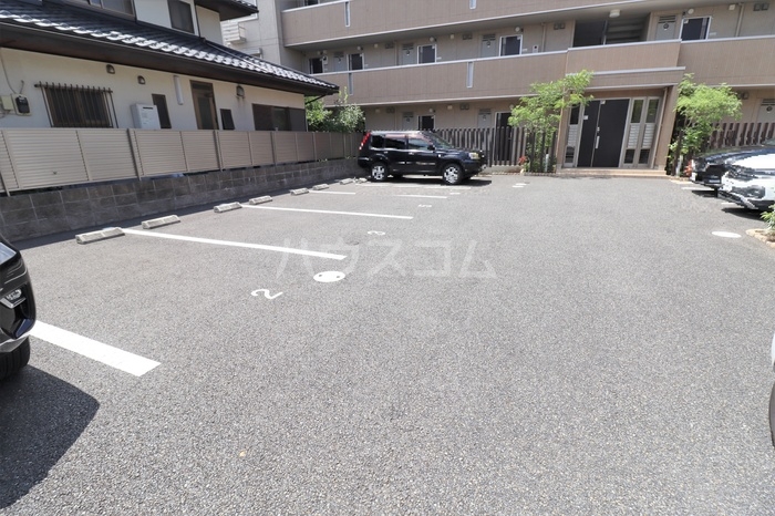 16/26 駐車場