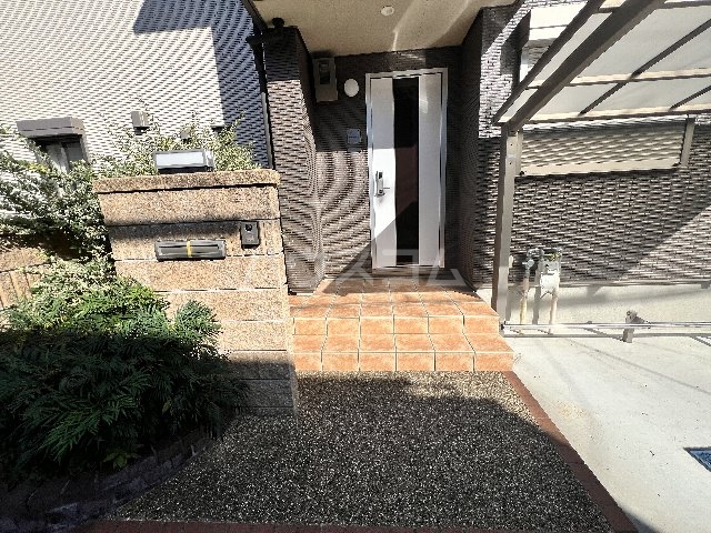 19/29 エントランス