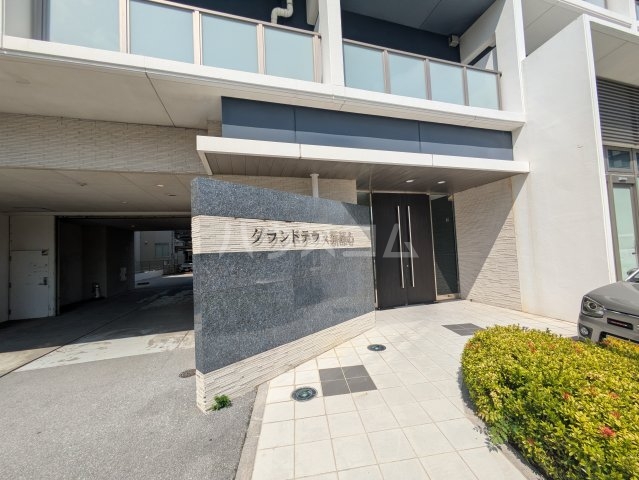 21/29 エントランス