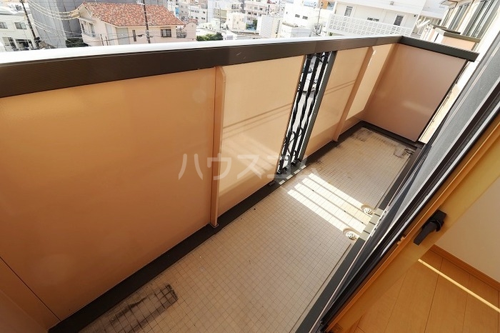 13/20 バルコニー