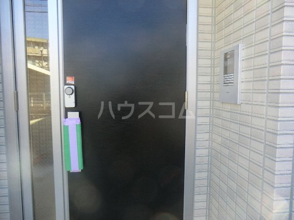 21/25 エントランス