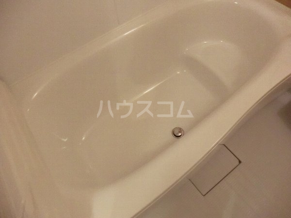 13/25 浴室