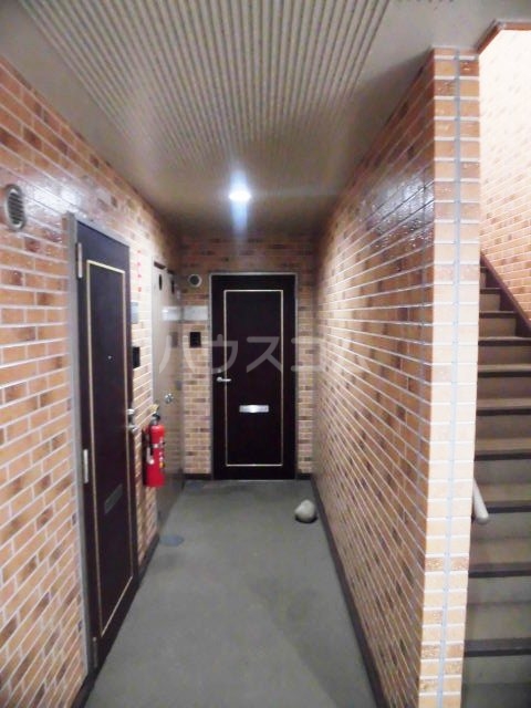 17/24 エントランス