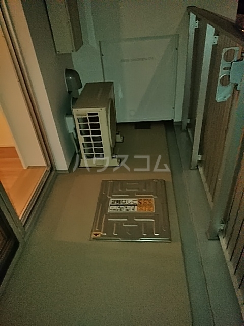 13/27 バルコニー