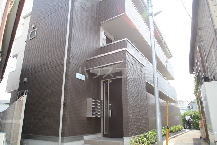 17/20 エントランス