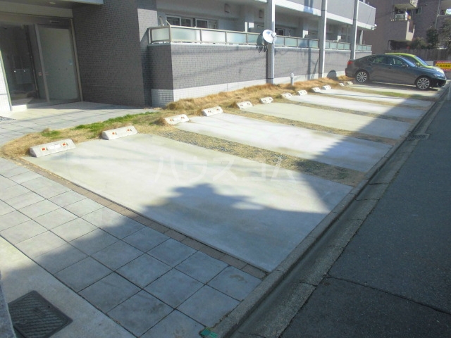 22/26 駐車場