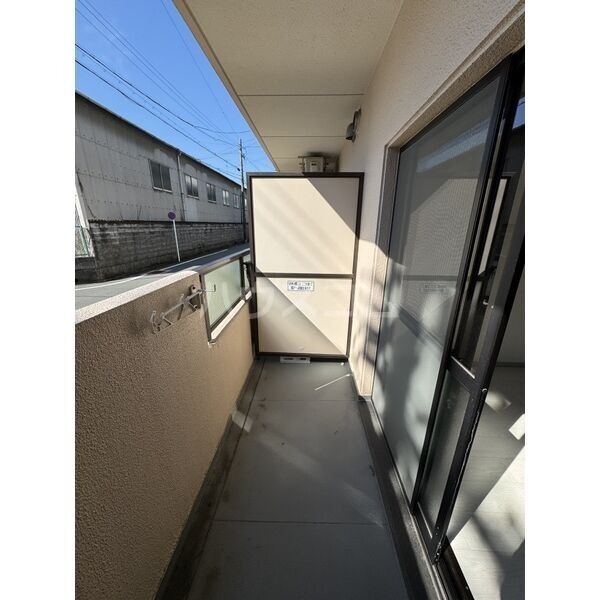 14/28 バルコニー