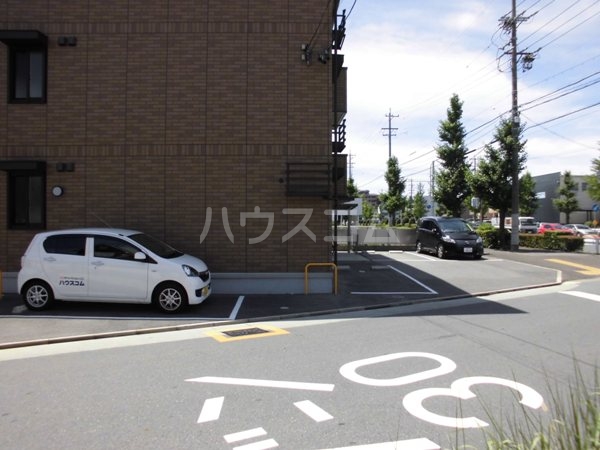 22/30 駐車場