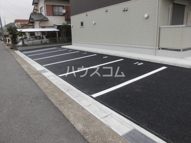 21/27 駐車場