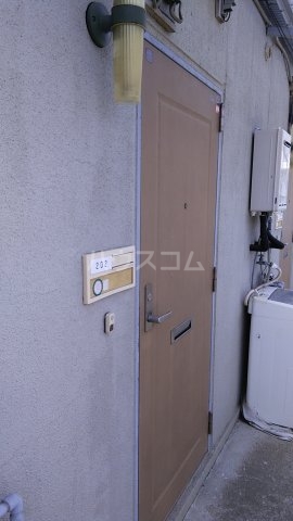 20/30 エントランス