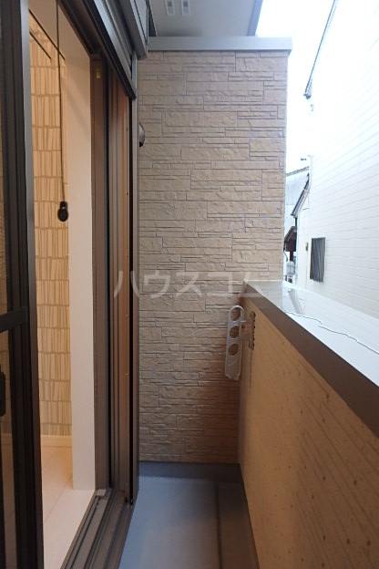 13/27 バルコニー