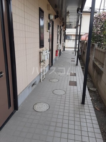 17/23 エントランス