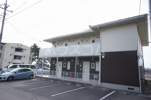 13/19 駐車場