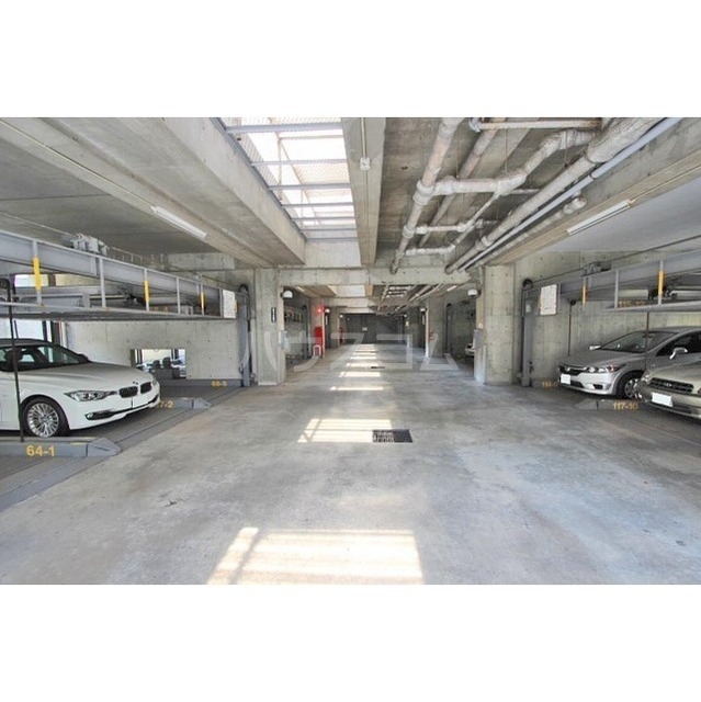 22/25 駐車場