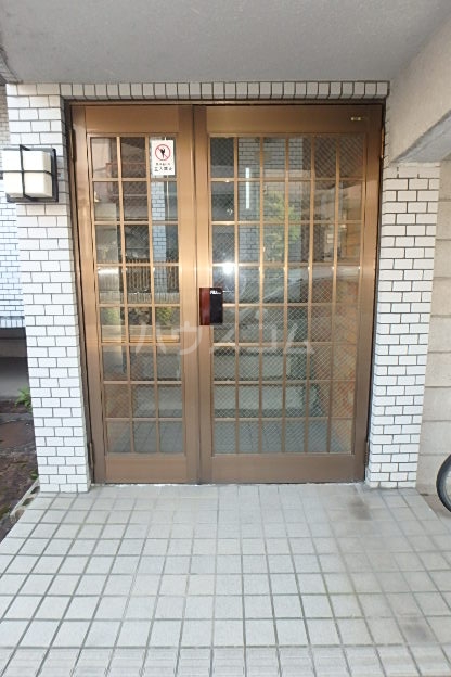 17/18 エントランス