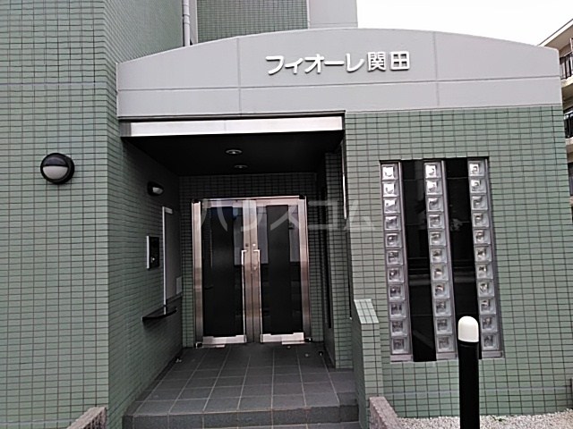 22/30 エントランス