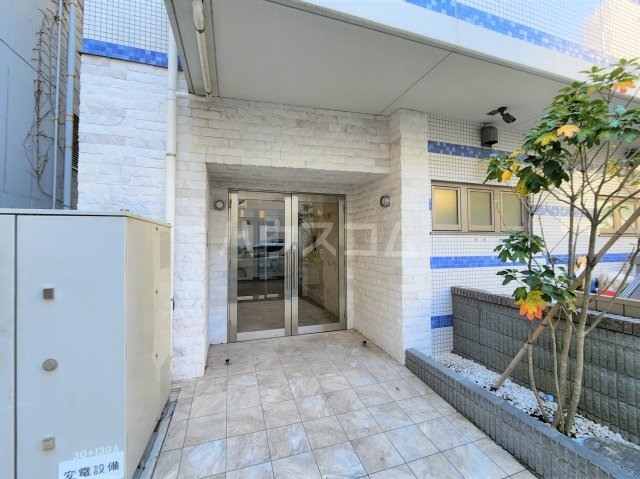 29/30 エントランス