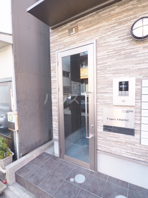 22/30 エントランス