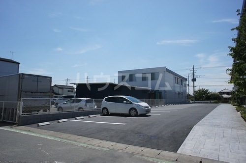15/18 駐車場